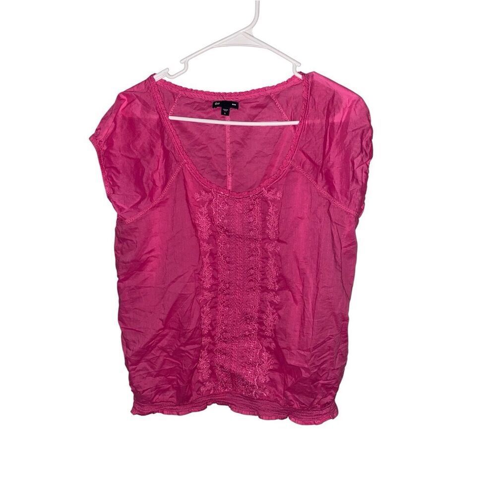 GAP Pink Embroidered Short Sleeve Blouse – Size Large